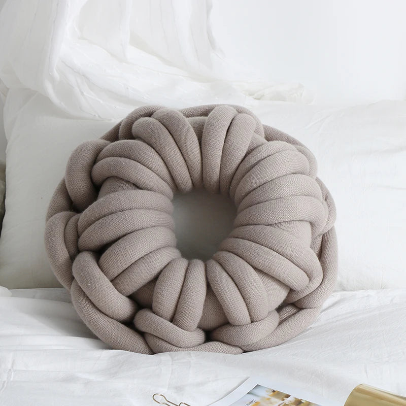 DIY Chunky Yarn Hand Knot Car Seat Cushion White Bed Throw Pillow Cute Home Decorative Doughnut Sofa Chair Back Cushions